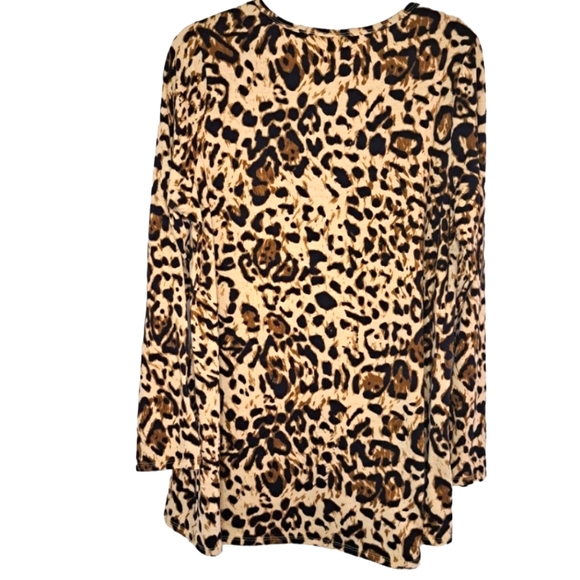 LuLaRoe Long Sleeved Leopard Print Top Sixe XL - Picture 2 of 4